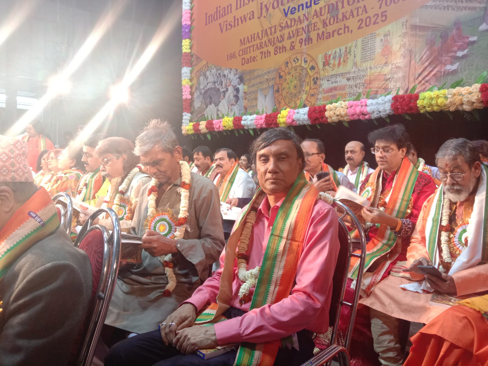 Dr Subrat Chaudhury attending the Vishwa Jyotish Vidyapeeth conference in Kolkata in 2025